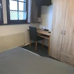 Am Neumarkt 2*