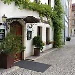 Am Neumarkt 여관 자이츠