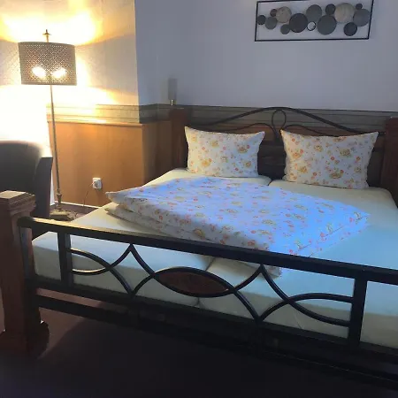 Am Neumarkt 2* Zeitz