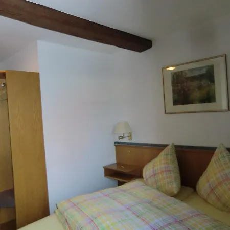 Am Neumarkt 2* Zeitz