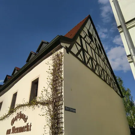 Am Neumarkt 2*