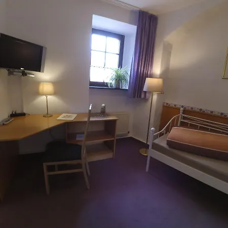 Han/Misafirhane Am Neumarkt