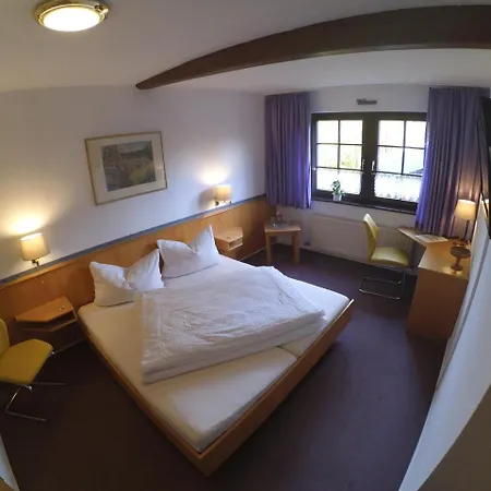Am Neumarkt Inn 2*
