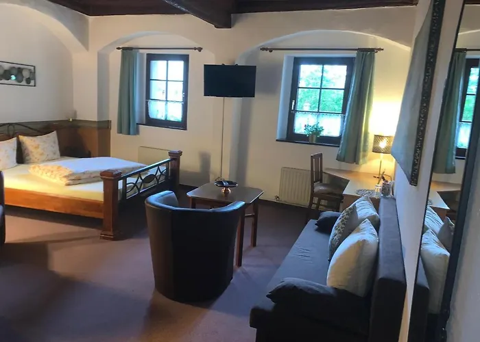 Värdshus Am Neumarkt 2*